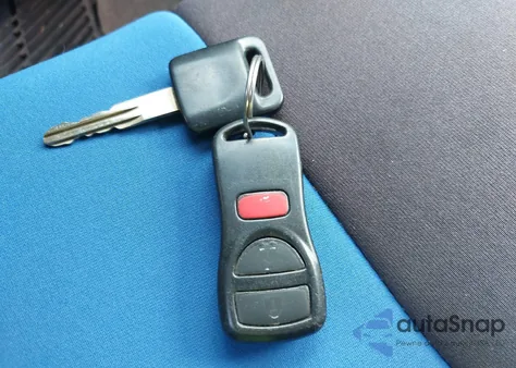 2005 Nissan Frontier Nismo Off Road from USA, damaged, VIN 1N6AD07W05C447692